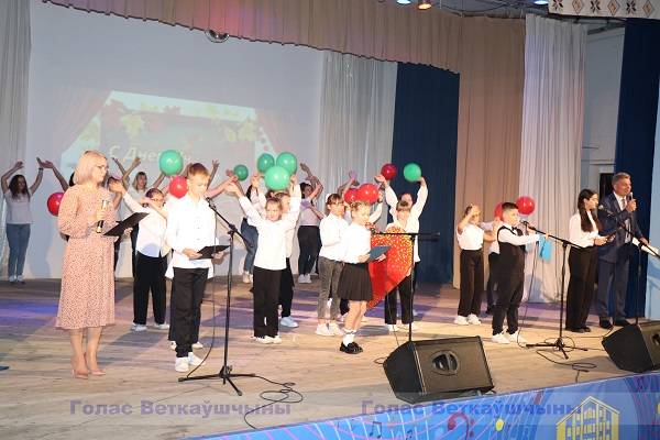 vetka_vetkovskij_rajon_den_ucitela-1-8 Призвание — учить