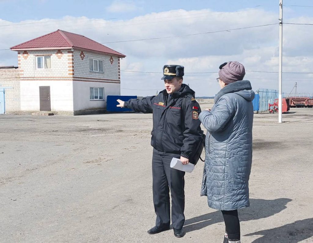 raduga-agro-3-1024x795 "А видеокамеры зачем?" В Радугу с мониторингом приехали правоохранители