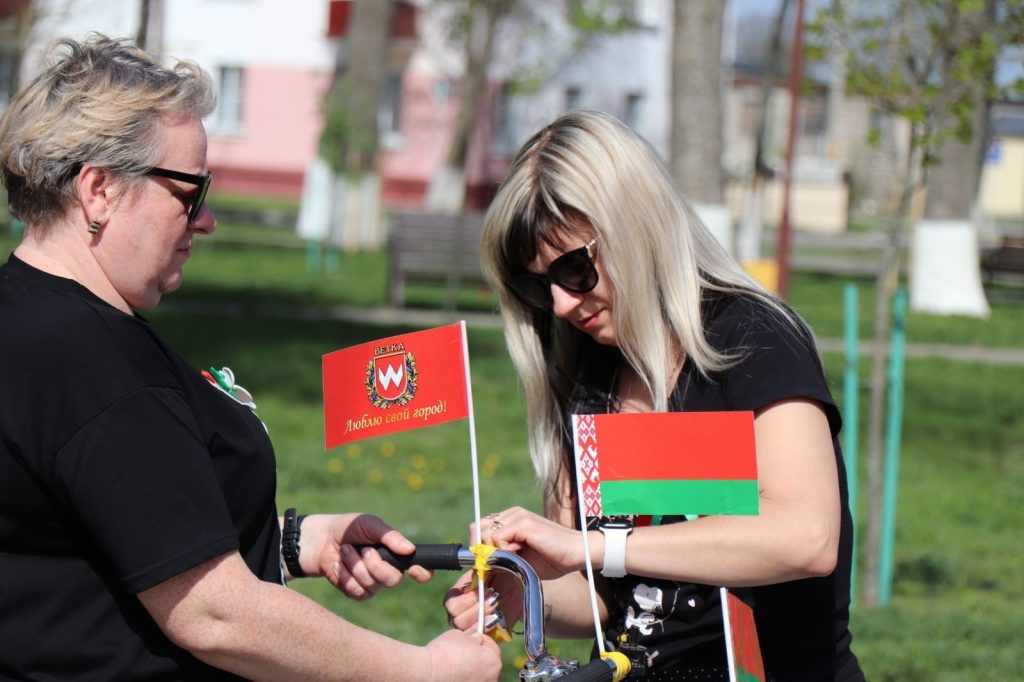 txzjsiadeqg-1024x682 Велопробег, приуроченный 80-летию Победы, прошел в Ветке