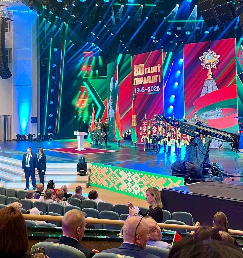 495486115_1262668522528695_2311352665126413262_n-1 Делегация Ветковского района приняла участие в торжественной церемонии вручения вымпелов «За мужнасць i стойкасць у гады Вялiкай Айчыннай вайны»