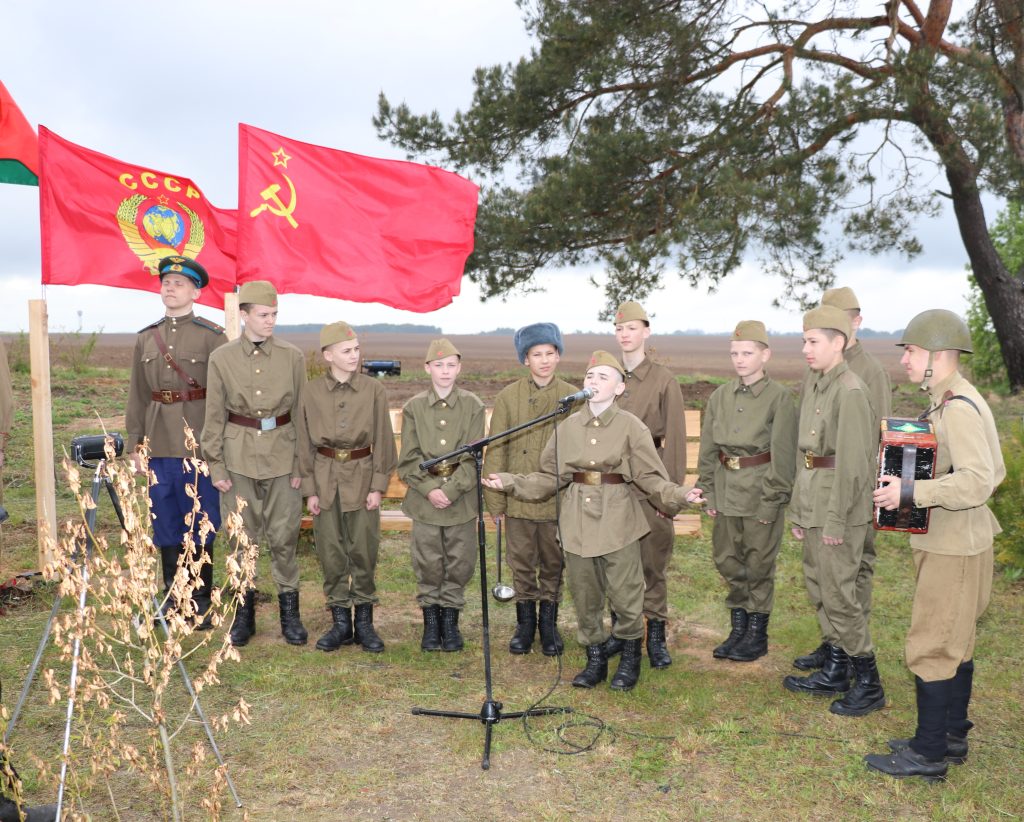 IMG_9740-1024x822 "Наше поле": на Ветковщине почтили память воинов, павших в годы Великой Отечественной войны