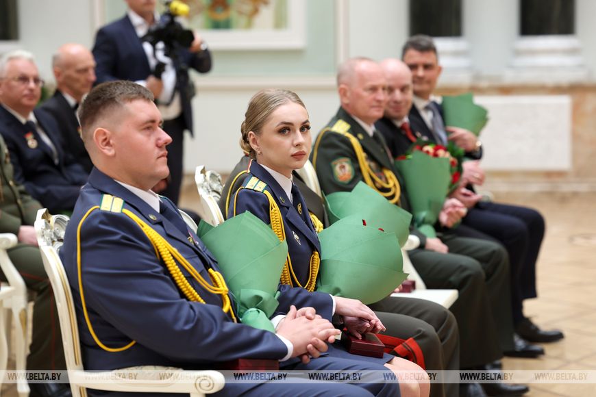 gor_0185_result Александр Лукашенко в преддверии священной даты - 80-летия Победы - вручил государственные награды