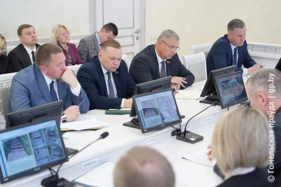 l7ad252yt35i5d3jcs2orolojbzndpxx На аппаратном совещании облисполкома обсудили вопросы использования стабфондов плодоовощной продукции