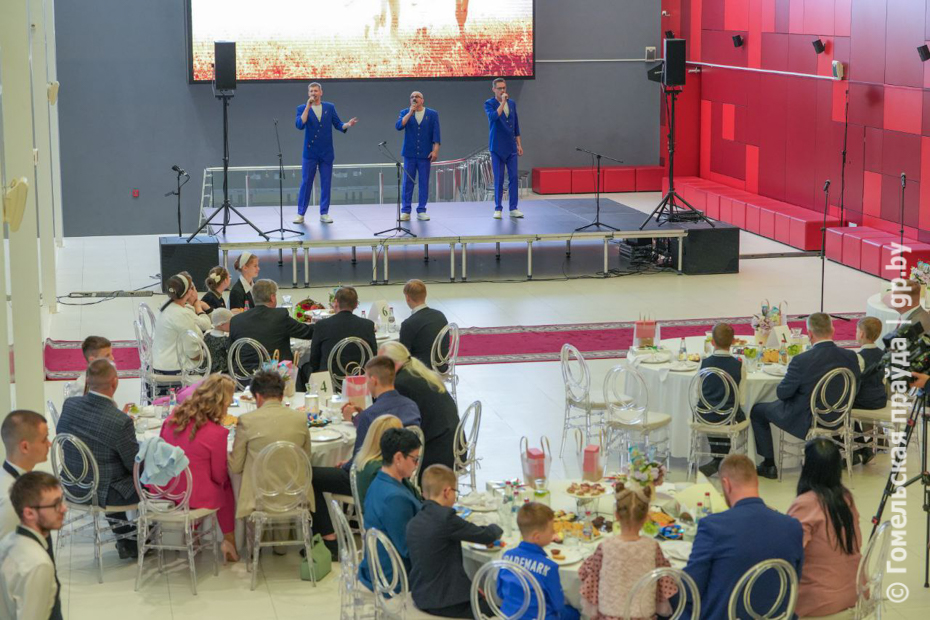 qjs5pp2ixphpyfb6plqyxq3qi9yzisnj Губернатор Иван Крупко вручил орден Матери жительницам Гомельщины