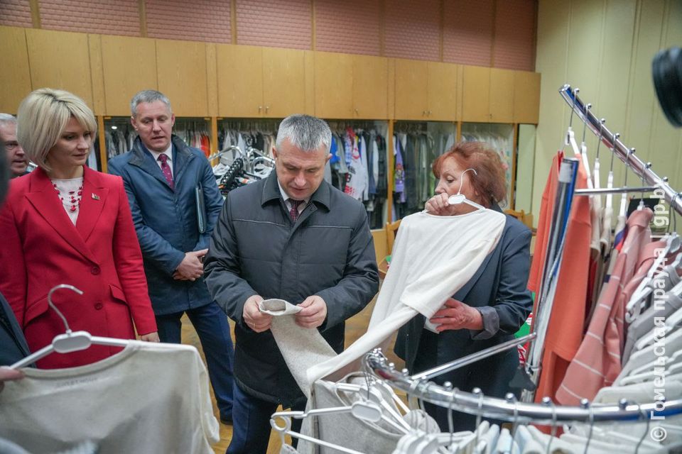 wue2622ft1wuh0jww1xhmqywz1xhhm35 На ОАО "8 Марта" прошло выездное совещание с участием "Беллегпрома"