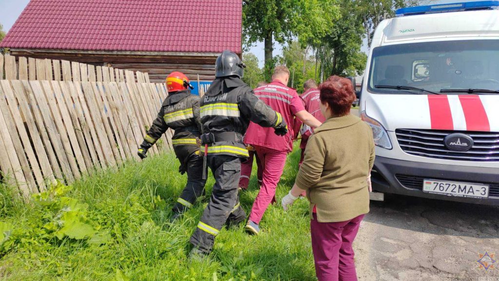 5-1-1-1024x576 Профессионализм крошит бетон: РОЧС Ветки спасло человека