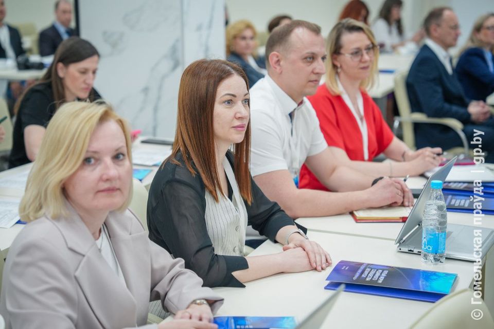 6zqznseac1umxdaguts7f0g8wpoyy860 В Гомеле участники V Форума медийного сообщества Беларуси обсуждают, как взаимодействуют традиционные и новые медиа