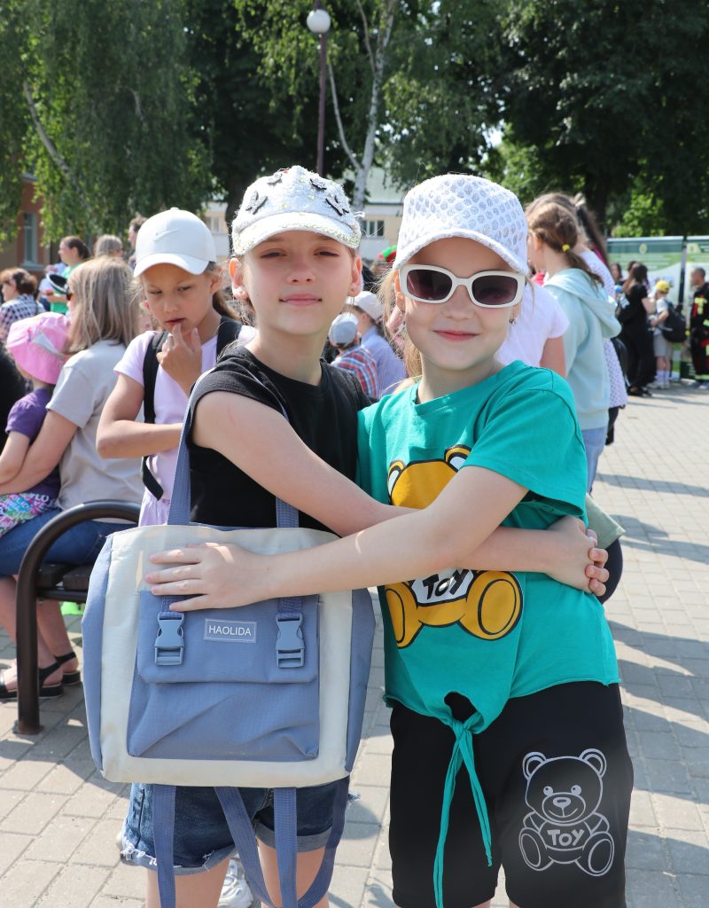 IMG_0330-800x1024 «Путевка в лето»: праздник посвященный Дню защиты детей прошел на Ветковщине