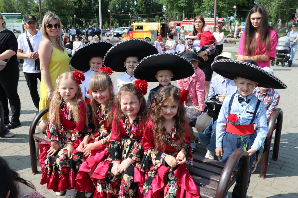 IMG_0357-1024x683 «Путевка в лето»: праздник посвященный Дню защиты детей прошел на Ветковщине