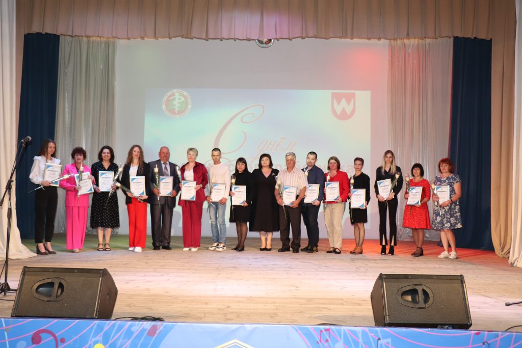 IMG_1354-1024x683 Торжественное чествование работников здравоохранения в Ветковском районе