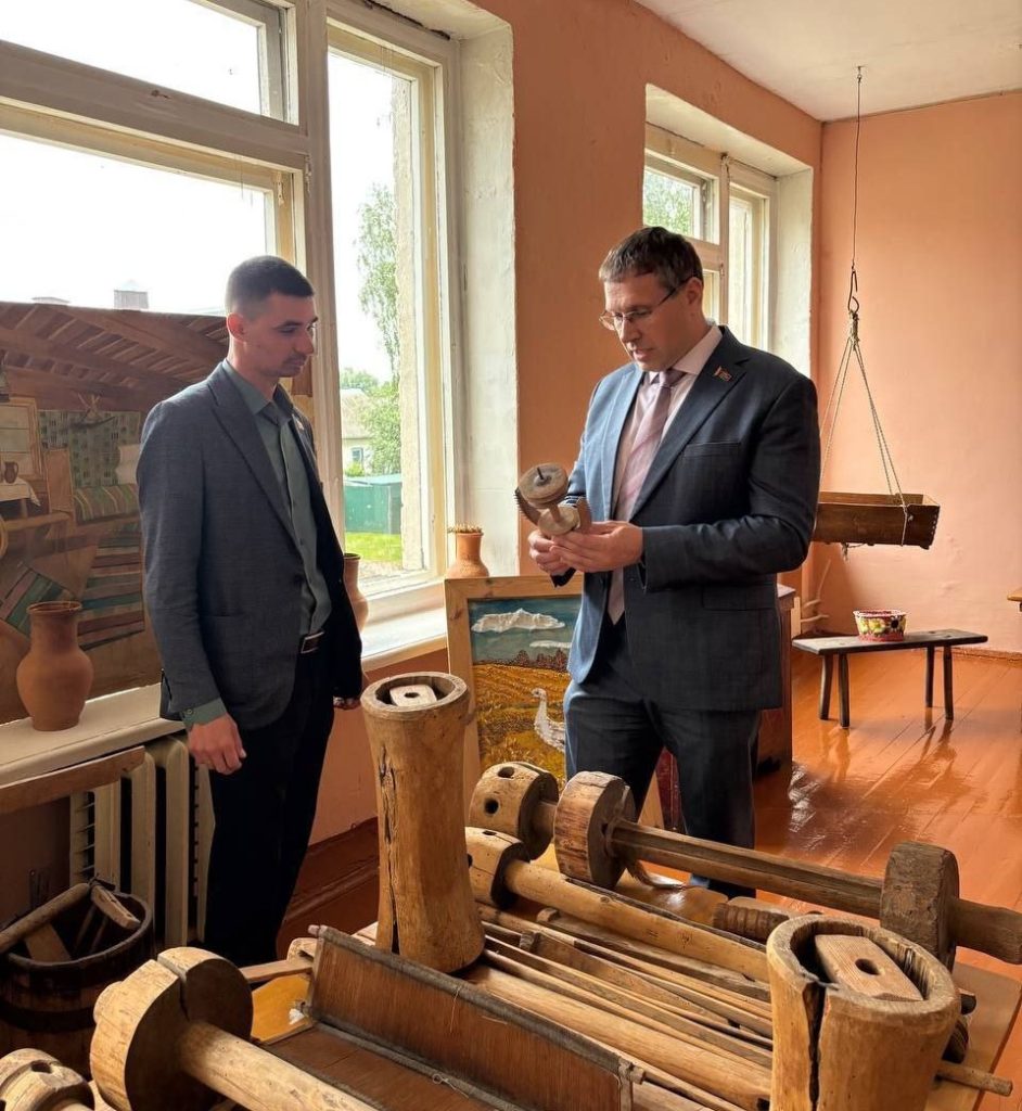 Вегера-школа_2025-06-19_10-14-05-2-942x1024 Депутатская работа на местах: в фокусе — учреждения образования