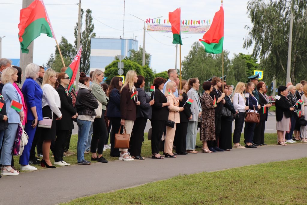 IMG_2572-1024x683 В Ветке открыли мурал в честь Героя Советского Союза Михаила Батракова