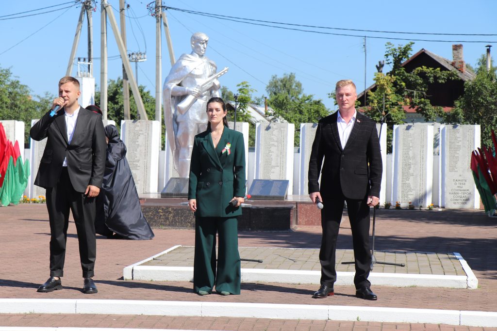 IMG_2739-1024x683 День Независимости Республики Беларусь отмечают на Ветковщине