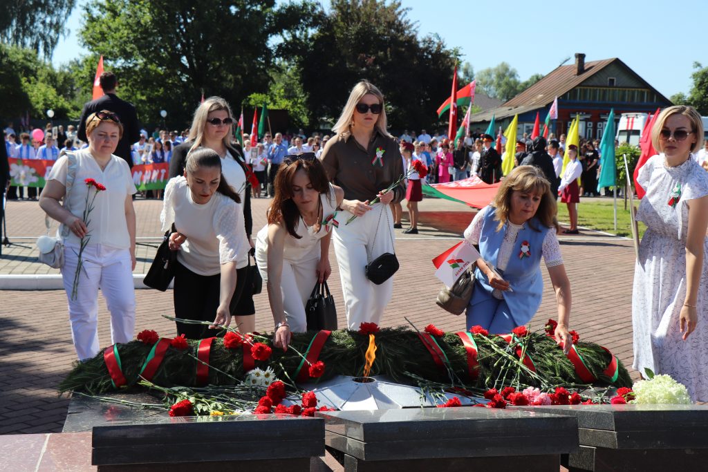 IMG_2783-1024x683 День Независимости Республики Беларусь отмечают на Ветковщине