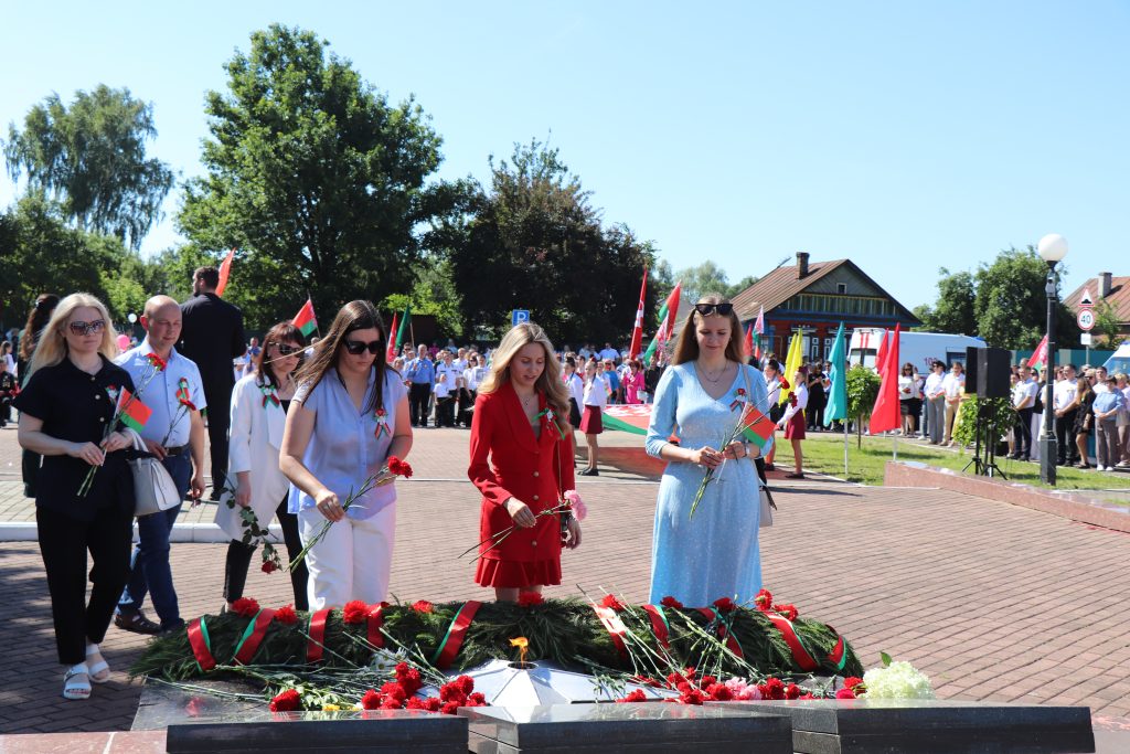 IMG_2788-1024x683 День Независимости Республики Беларусь отмечают на Ветковщине