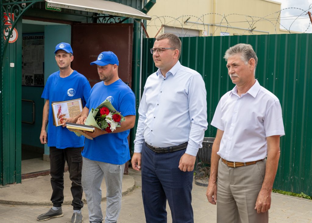 1-13-1024x730 Первых «тысячников» чествовали на Ветковщине