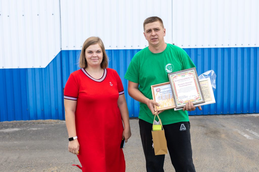 1-8-1-1024x683 На Ветковщине продолжают чествовать передовиков уборочной кампании