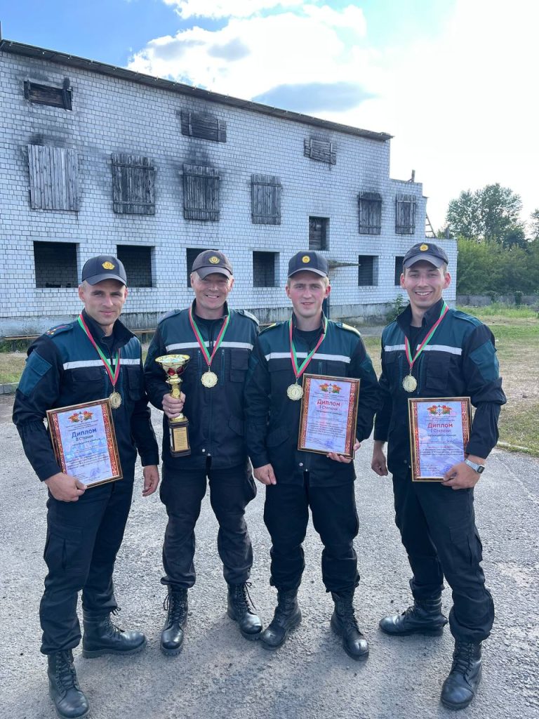 IMG_20250818_105357_556-768x1024 Ветковские спасатели — победители чемпионата многоборья