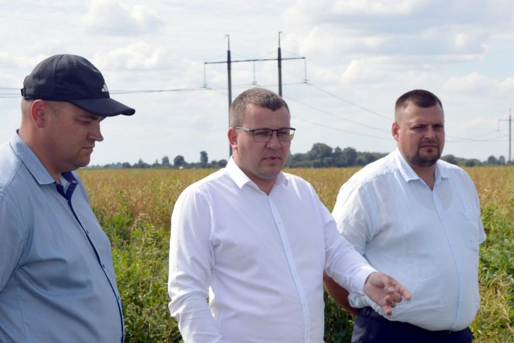 x7DSgqM_BSOKu7BqyHEzc9fohHsG1OkOVezq7kD1Lo6L809T-63unIHpdlxnJdIQZm-aK8r9moMzu2xQbq5xoq1X-1024x683 Технологию сева и возделывания ярового и озимого рапса обсудили на Ветковщине