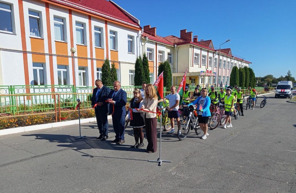 1757664229267-1024x668 Открытие гражданской инициативы «Семейный маршрут выходного дня «По следам героев»