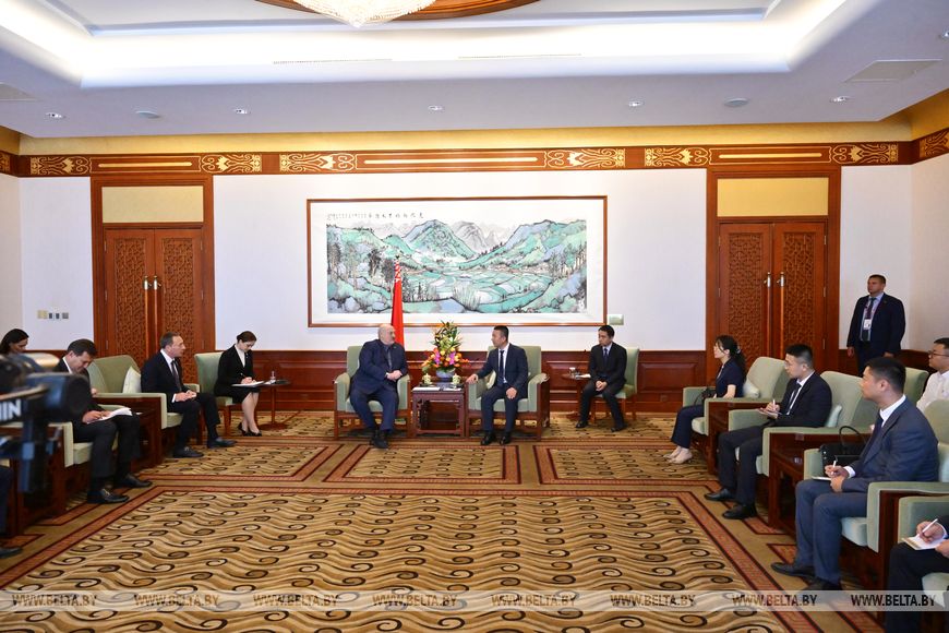 9321_result «Шанхайская семья», парад Победы и марафон встреч. Завершился многодневный визит Александра Лукашенко в Китай