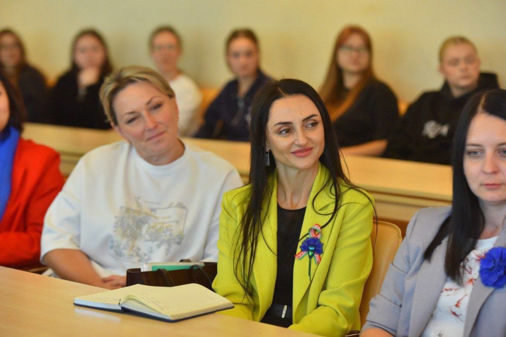 GYKH6W3xE-W4R0sa3mqePWXGI5-x1Ob3v-qWnGzP5u6ygUs6Rgty-UXs0c9itnNNBrLBG5zWv8tHJVPG82Nf_GB6-1024x683 Диалоговая площадка «Патриотизм. Единство. Будущее», посвященная Дню народного единства