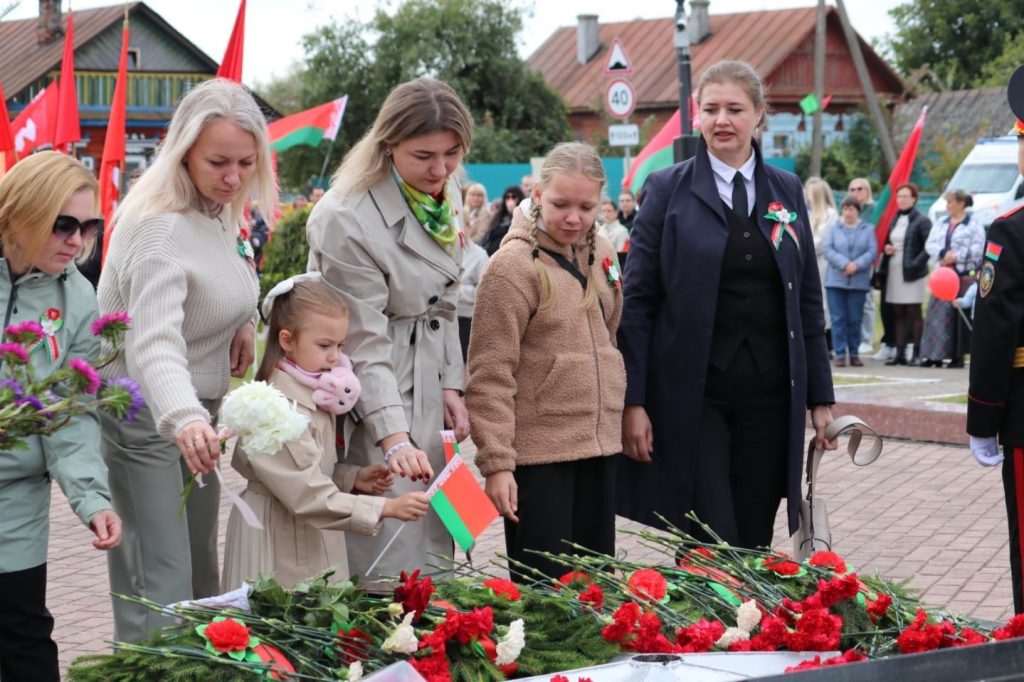 gy8dpfbb4dajgldpuk3f3jqg5ikvvcvzbm_1yijn3akelx-irghzewj4txhxcvfhcxlbj7dswhlinhjljhz-doex-1-1024x682 Ветковчане отмечают День города