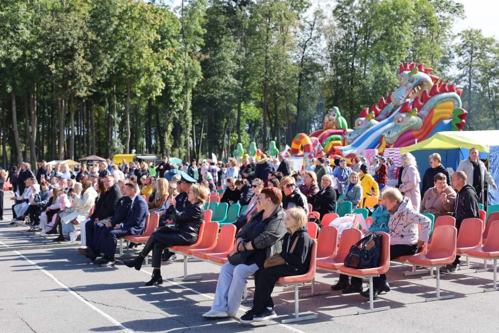 hdvhzrzpyqvfu18ser73eoc7gee-t1-jkmgrihwvxaukjtkmup_dh_fvnnvmubzm3o5wbduyhdff4d8ol0-vm9sa-1024x683 Ветковчане отмечают День города