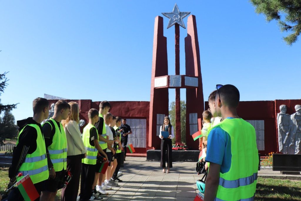 jNzD84i7f1Hhfs2FT0AFTQeh77_1T-___pVWMErOnoUMdpcH_7mwlX5hy3HNXkEHdIjYkX3p3iOOW5Dfvl7DukJL-1024x682 Открытие гражданской инициативы «Семейный маршрут выходного дня «По следам героев»