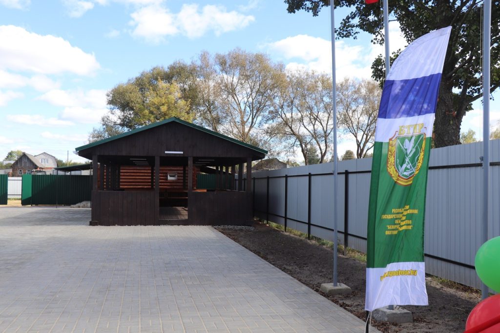 n8h_lhiqekxmhdcqnqbfugjxrzvzpszv-l67hiybv26iqpdyojbk8vcsclx-czvgr_p7txffaz9ze5ac6ioxtge_-1024x682 В Ветке состоялось открытие Дома охотника и рыболова