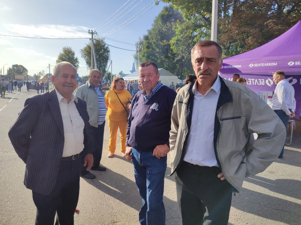 w-epanjj5wagmsxygry-geo0533zrlbxa3jrwpjawwxnxwibx23bo0y1ab3rsf1mjectd85iyhvsdvoiwq-tzujv-1024x768 В агрогородке Столбун проходит районный праздник тружеников села «Дажынкі-2025»