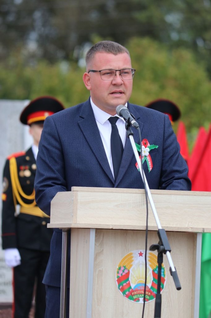 xf_8ebcobmbhxmhnfe-t3npvdvi61irbvbqrp5ukeql9w7trrl2jalb_qdc6rmyd7eruq1szoyhctdmh5pwic4up-682x1024 Ветковчане отмечают День города