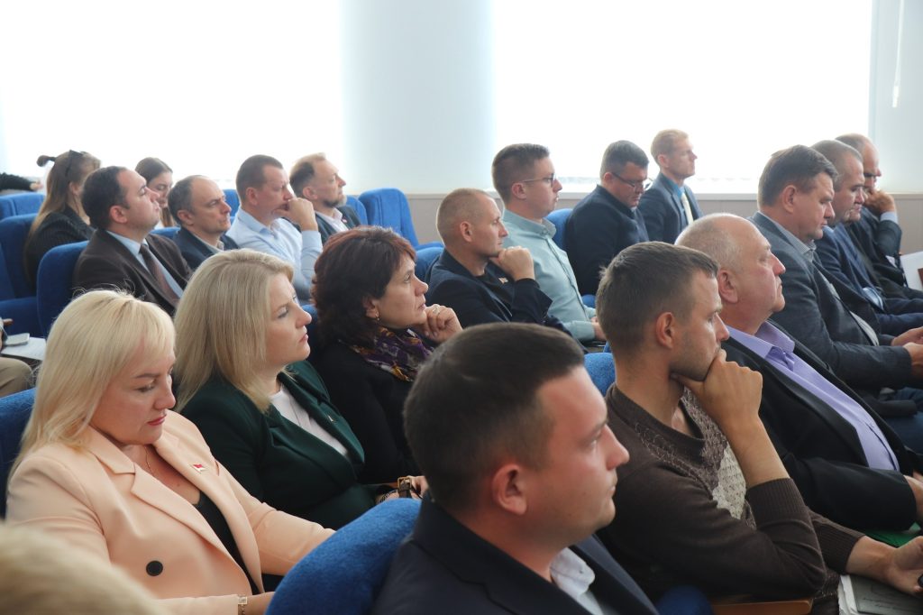 xi1_1lnw-27vw8qoflfae6bhqj-ml_hpg0ffuuzcdg7z-swus8wli67bonst_rfsfhsmzk7l5wm9m-j7vhcd2noq-1024x682 Состоялась четырнадцатая очередная сессия Ветковского районного Совета депутатов 29-го созыва