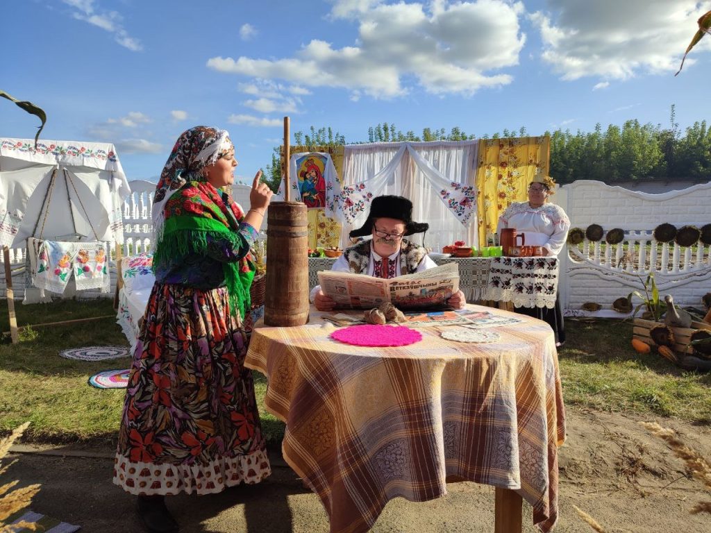 z9pfcoxowgbnpf-hotupet2b89we1gflj-ot6ywyef5ul8ih5v6eppe_h5c1sojpaias0q5umwhizd8w_kl32bwb-1024x768 В агрогородке Столбун проходит районный праздник тружеников села «Дажынкі-2025»