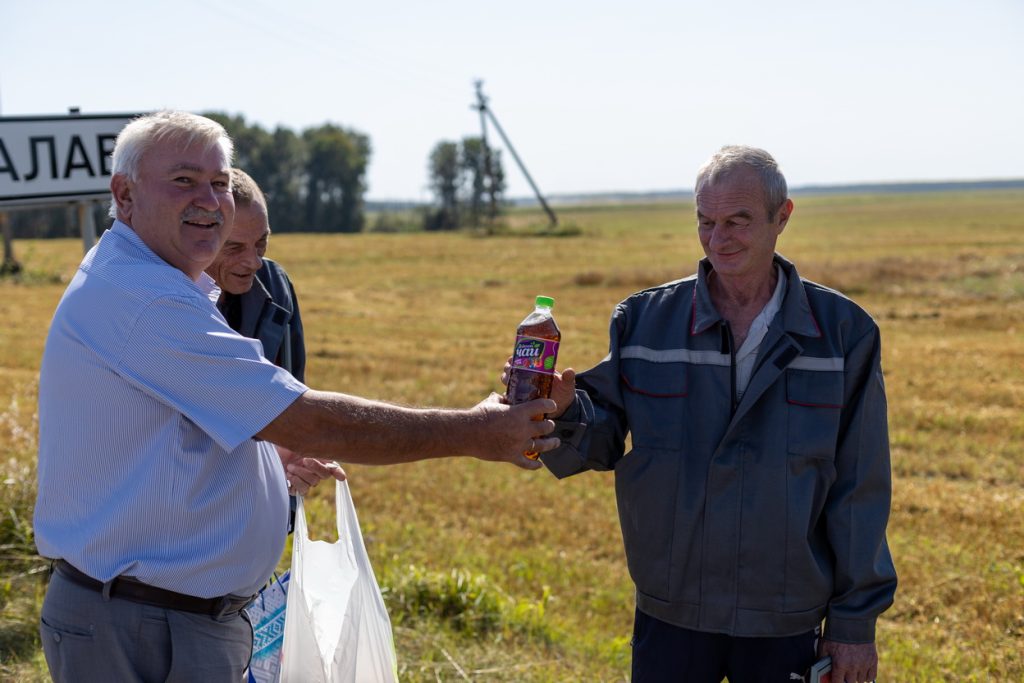 фото-17-1024x683 Передовиков уборочной кампании чествовали в ОАО "Столбунский"