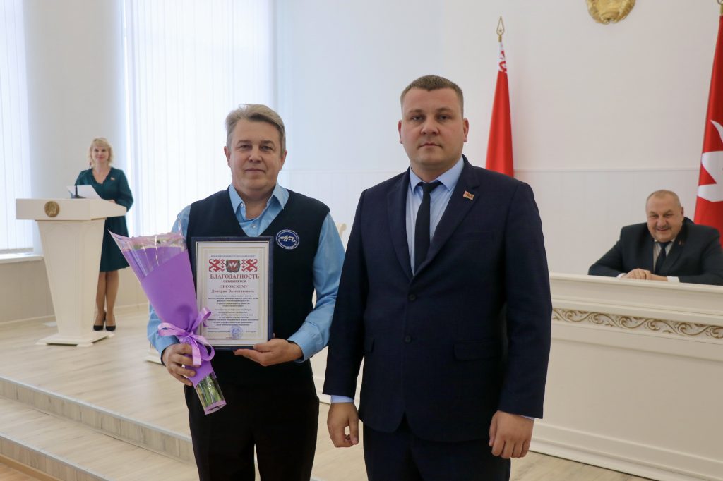 5-3-1024x682 Работники транспортной сферы Ветки отмечены наградами