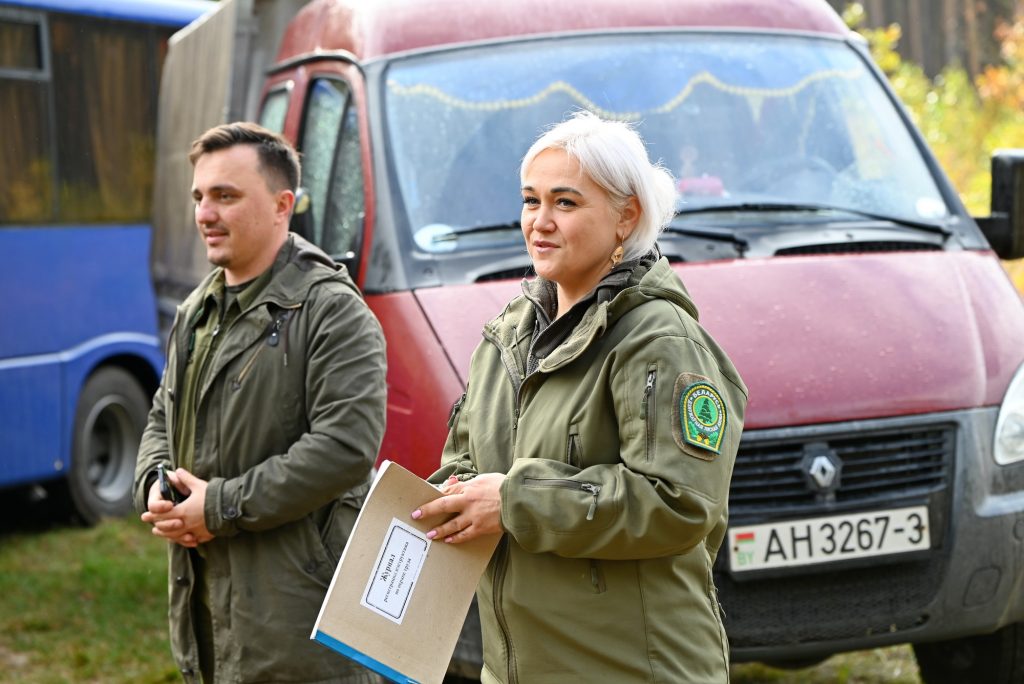 dsc_7450a-1024x684 Чтобы дышала земля: сотрудники управления ГКСЭ по Гомельской области приняли участие в лесовосстановительной акции «Дай лесу новае жыццё»