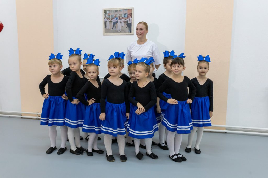 img_0111-1024x683 В Ветковской гимназии губернатор открыл новый комплекс для творчества