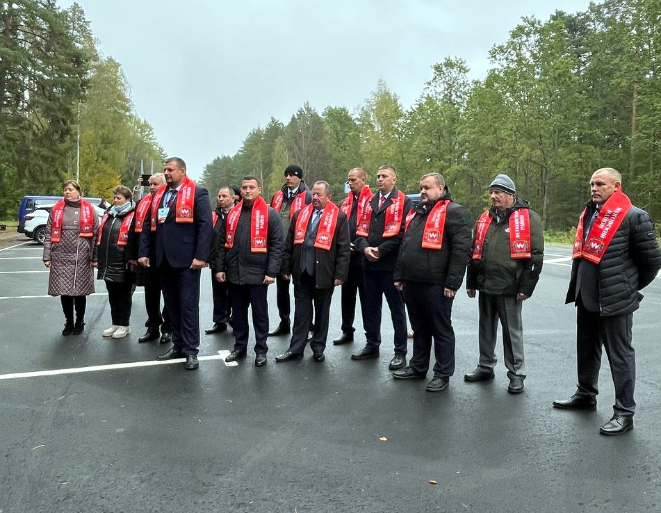 photo_2025-10-03_09-10-331 Делегацию Ветковского района встретили с караваем на областном празднике «Дажынкi»