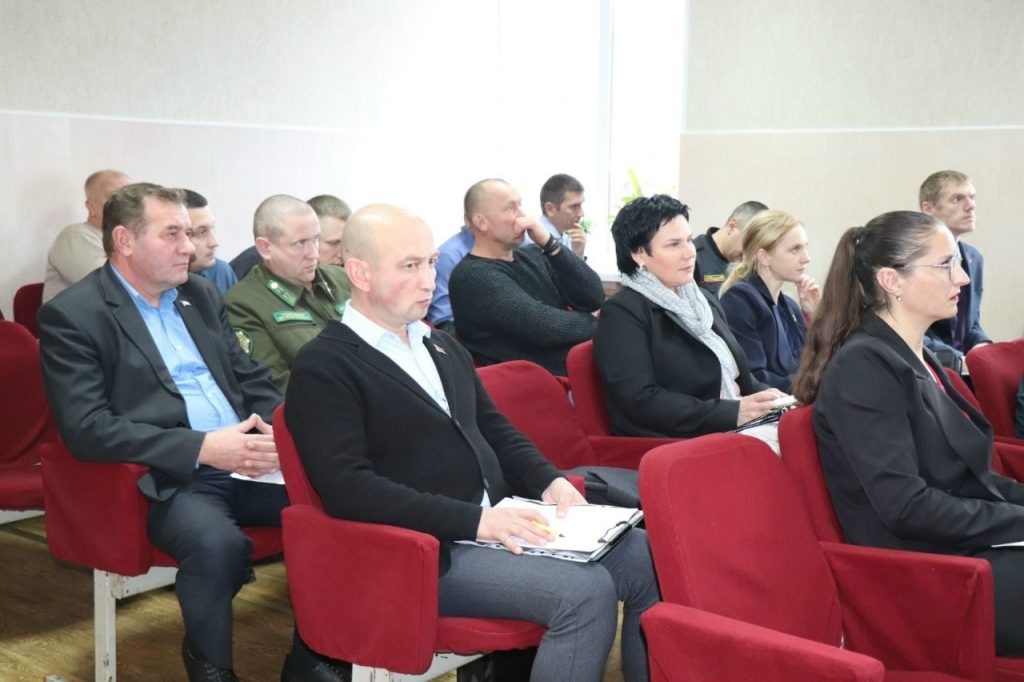 1rlsawaan3mefweghdx4_53y0qco72v70tb3vspgcltpybxzuvk7cuxrdotxdmu9x7bjodocgiaeg3s21dlt481h-1024x682 День Совета в Великих Немках