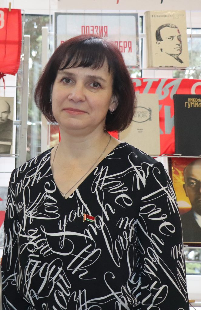 img_9817-663x1024 Блиц-опрос. Что для людей значит «Октябрьская революция»? Узнали у жителей Ветки