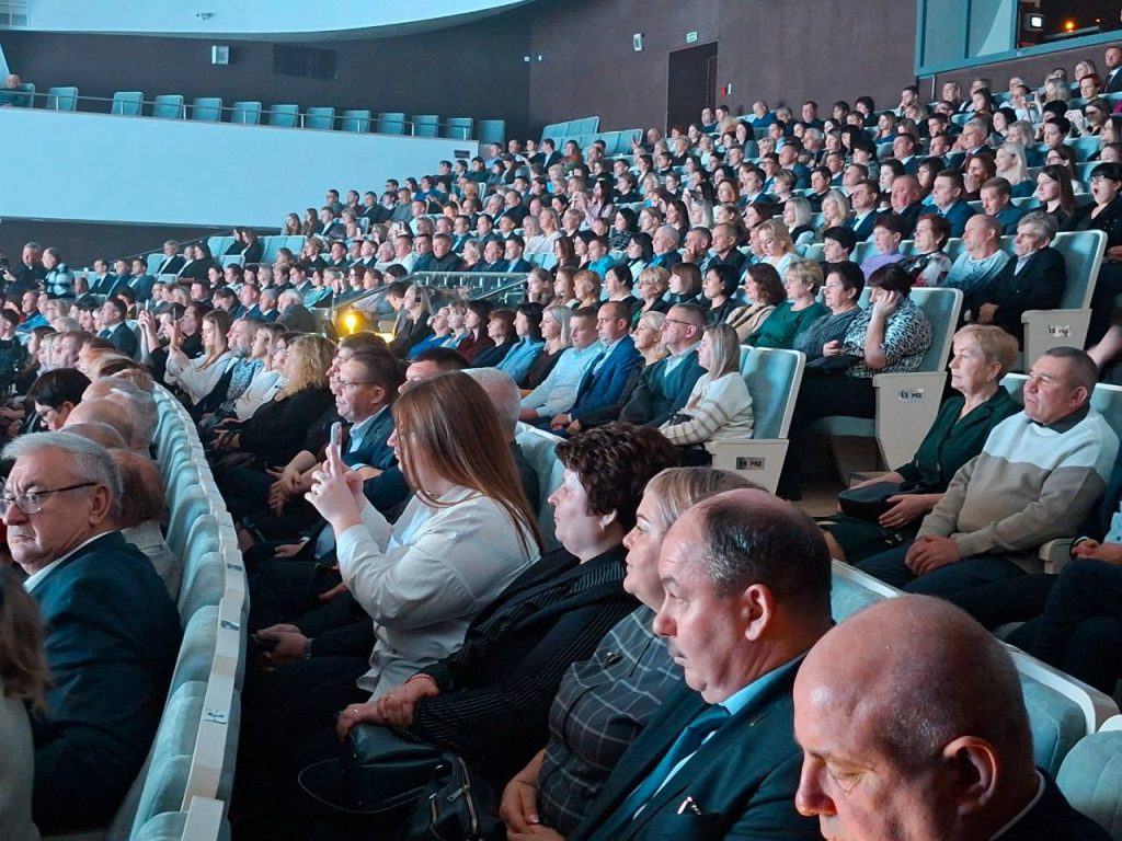 photo_2025-11-14_10-36-08-1024x768 В Гомеле чествуют тружеников села и работников перерабатывающей промышленности АПК