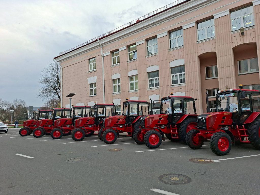 photo_2025-11-14_10-36-09-1024x768 В Гомеле чествуют тружеников села и работников перерабатывающей промышленности АПК