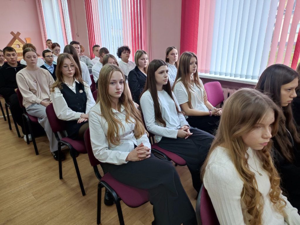 photo_2025-11-27_14-37-45-3-1024x768 ШАГ к правовой грамотности!