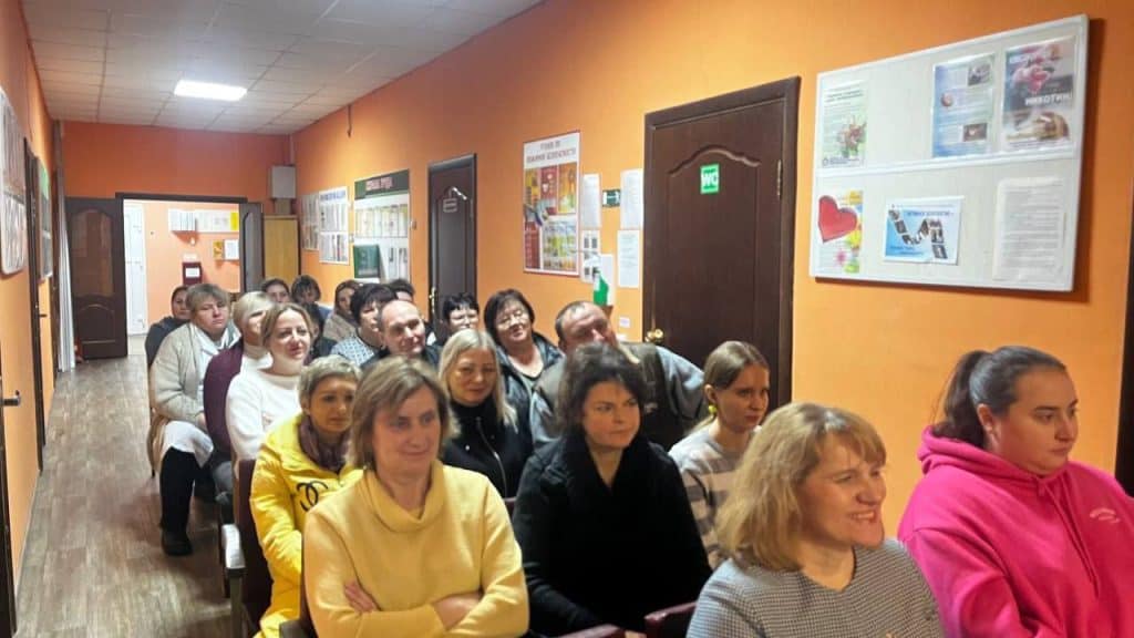 photo_2025-12-11_11-30-22-2-1024x576 Встреча с коллективом Центра гигиены: "Пятилетка качества" и благоустройство Ветковщины