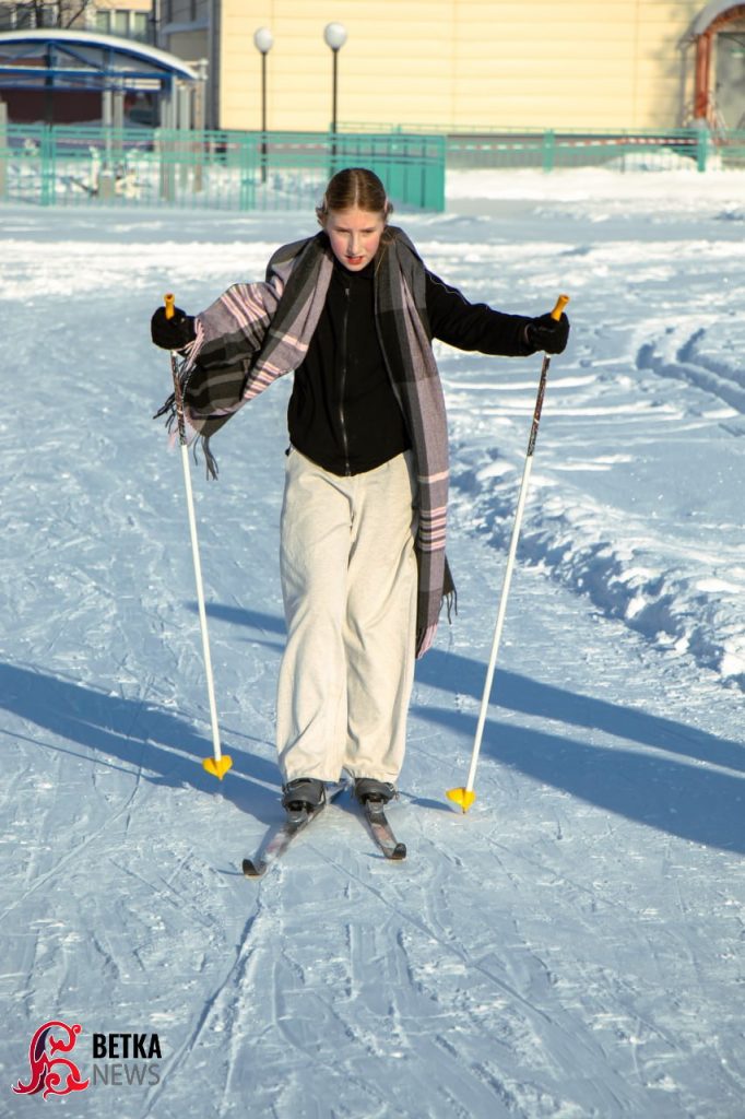 photo_2026-01-21_13-02-04-51-682x1024 На городском стадионе юные биатлонисты Ветковщины сражались за победу в районном этапе соревнований