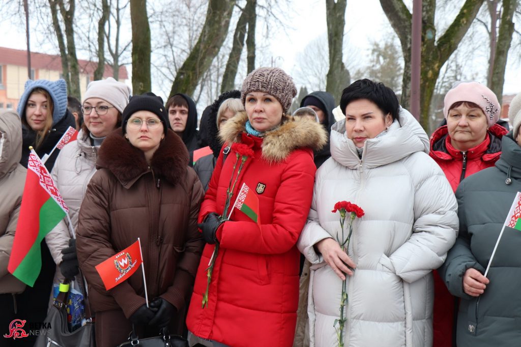 photo_2026-02-13_12-05-05-1024x682 Сегодня в Ветке прошел митинг в честь 37-й годовщины вывода советских войск из Афганистана