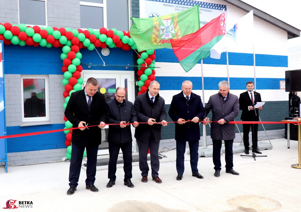 dan17-1024x723 В Даниловичах открыли иновационную молочно-товарную ферму на 1000 голов КРС