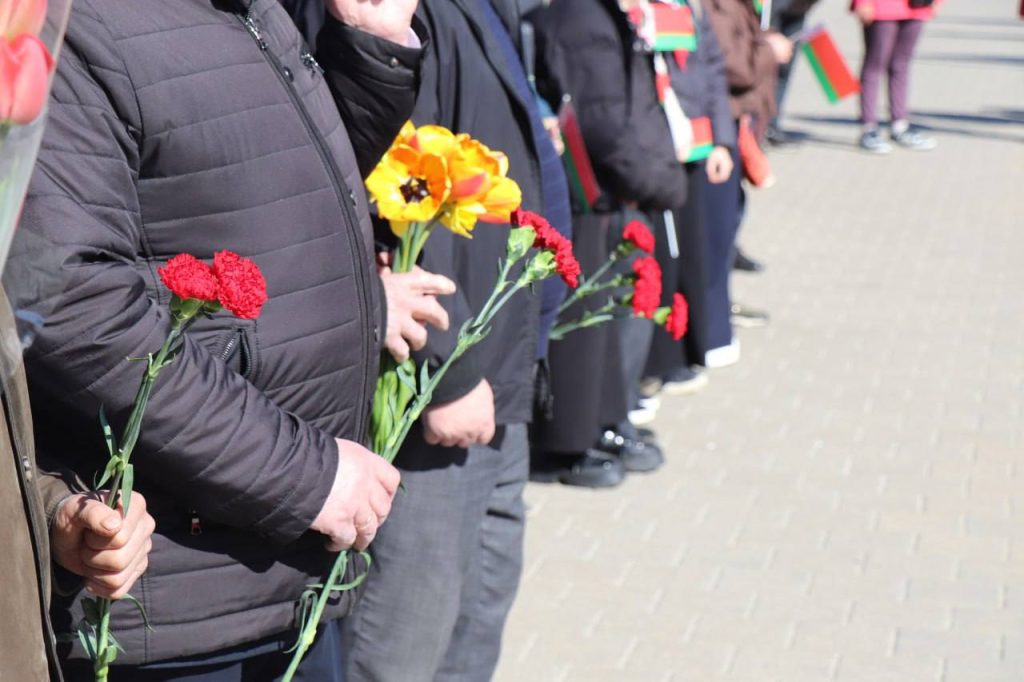 photo_2026-04-22_10-51-21-1024x682 Коммунисты чтут традиции прошлого