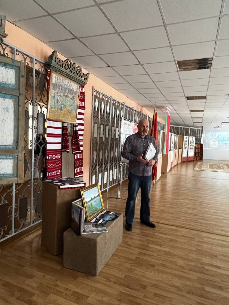 photo_2026-04-24_14-43-55-768x1024 В средней школе №1 им. А. А. Громыко открылась выставка к 40-й годовщине аварии на Чернобыльской АЭС